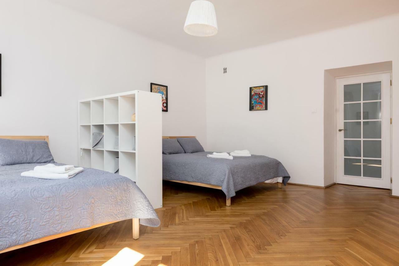 Royal Route Apartment For 10 People Warszawa Exteriör bild