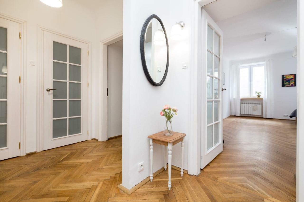 Royal Route Apartment For 10 People Warszawa Exteriör bild