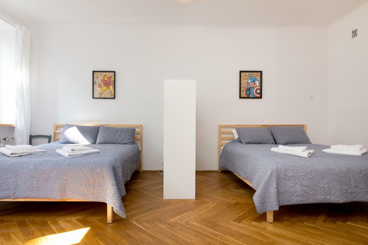 Royal Route Apartment For 10 People Warszawa Exteriör bild